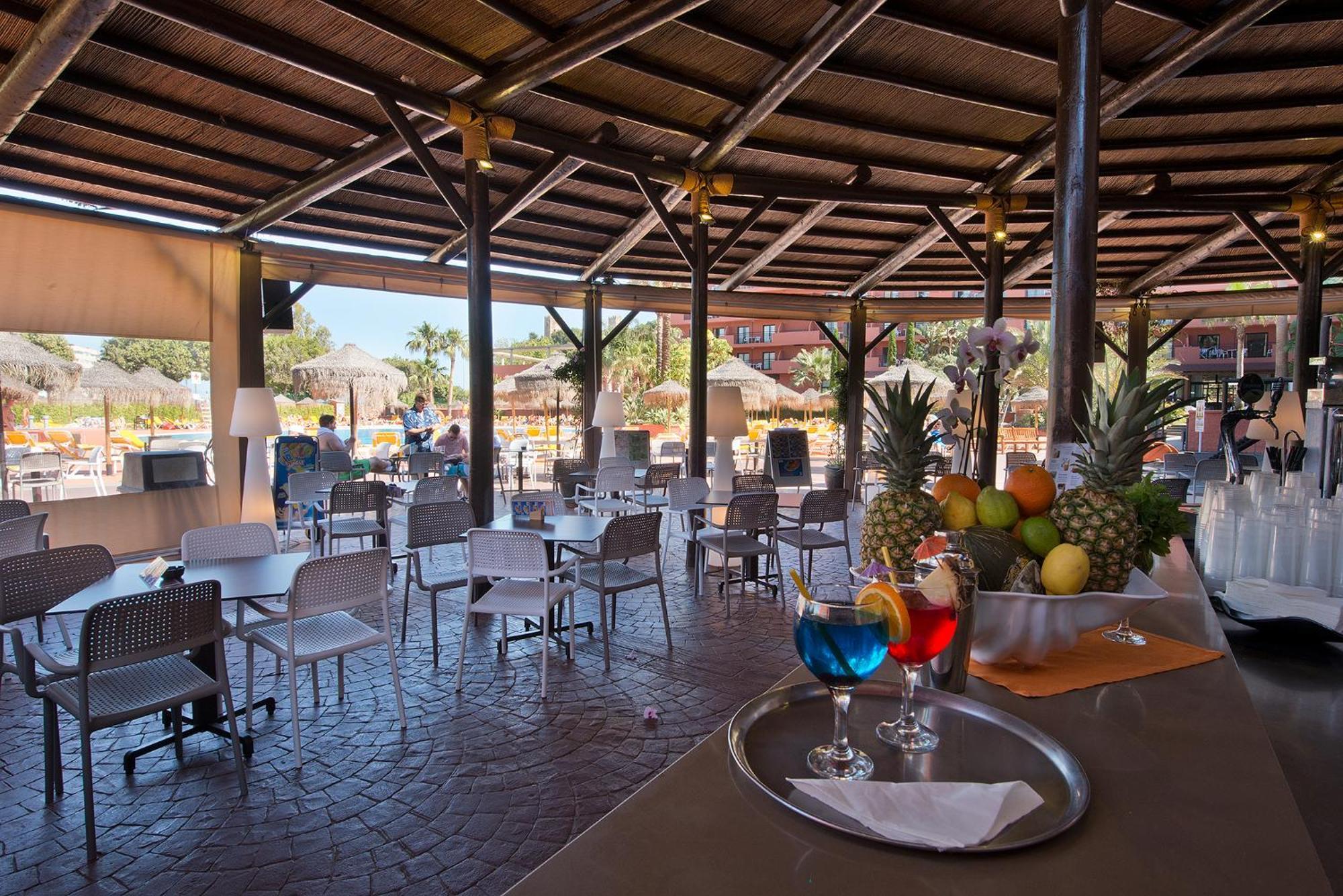 Turísticos Apartahotel Fuengirola