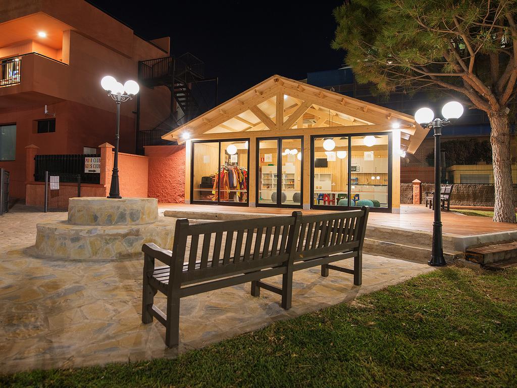 Apartahotel Turísticos 3*